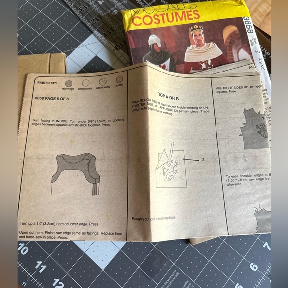 McCall's 3658 Camelot King Arthur Costume Sewing Pattern UNCUT Large-XL Men’s - Picture 8 of 9